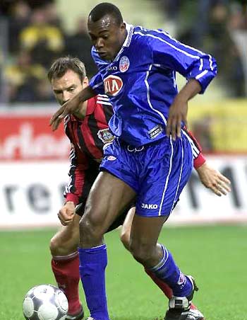 崎前场的进 崎前场的进